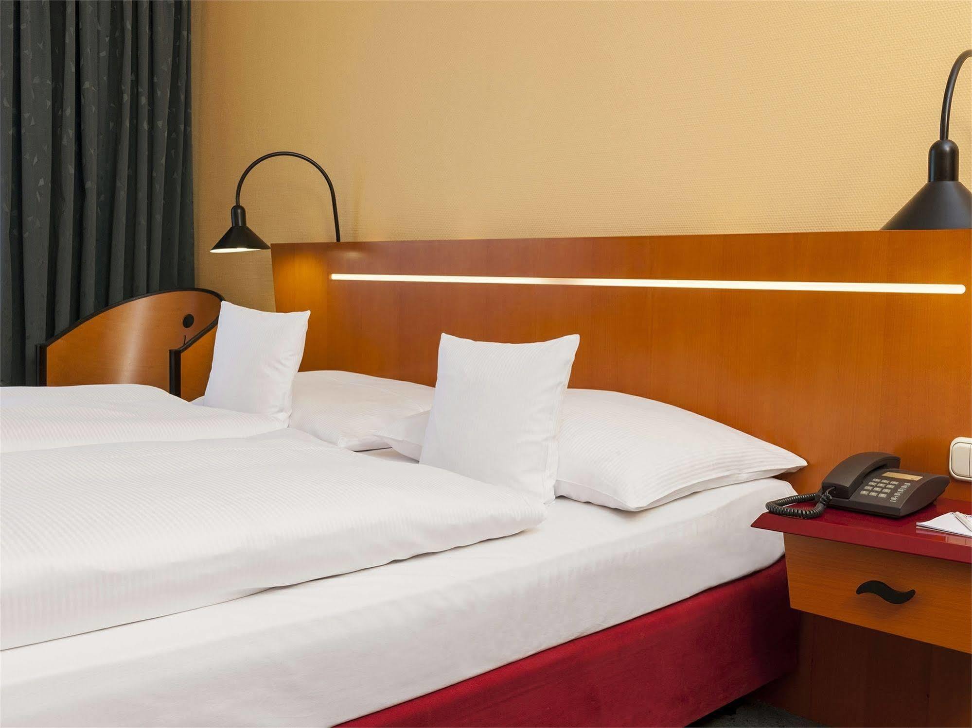 Good Morning + Leipzig Hotel Exterior photo