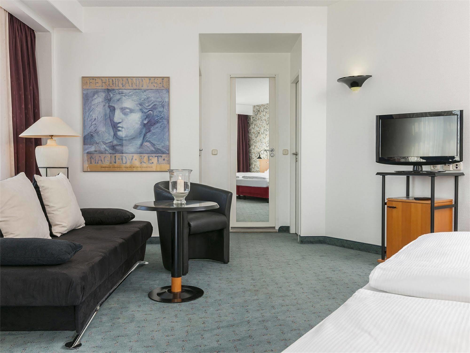 Good Morning + Leipzig Hotel Exterior photo