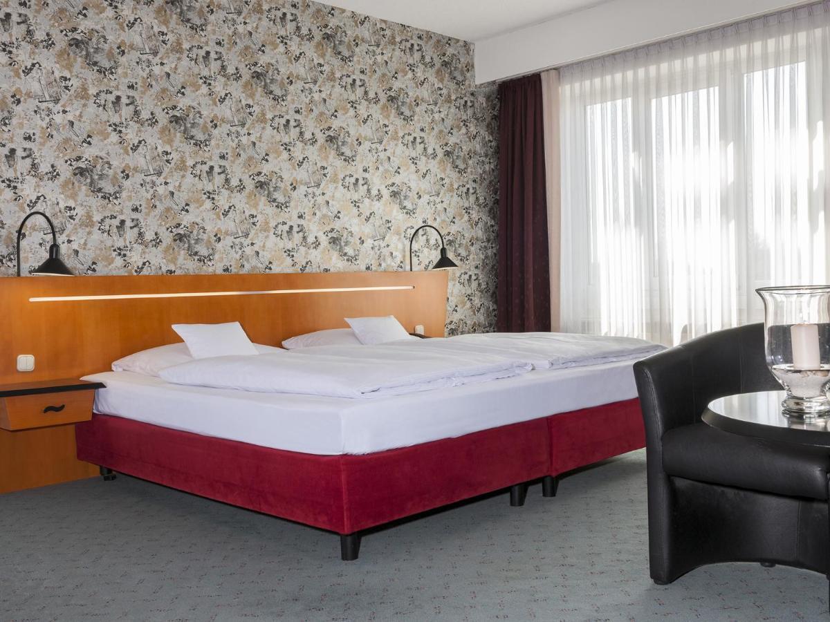 Good Morning + Leipzig Hotel Room photo